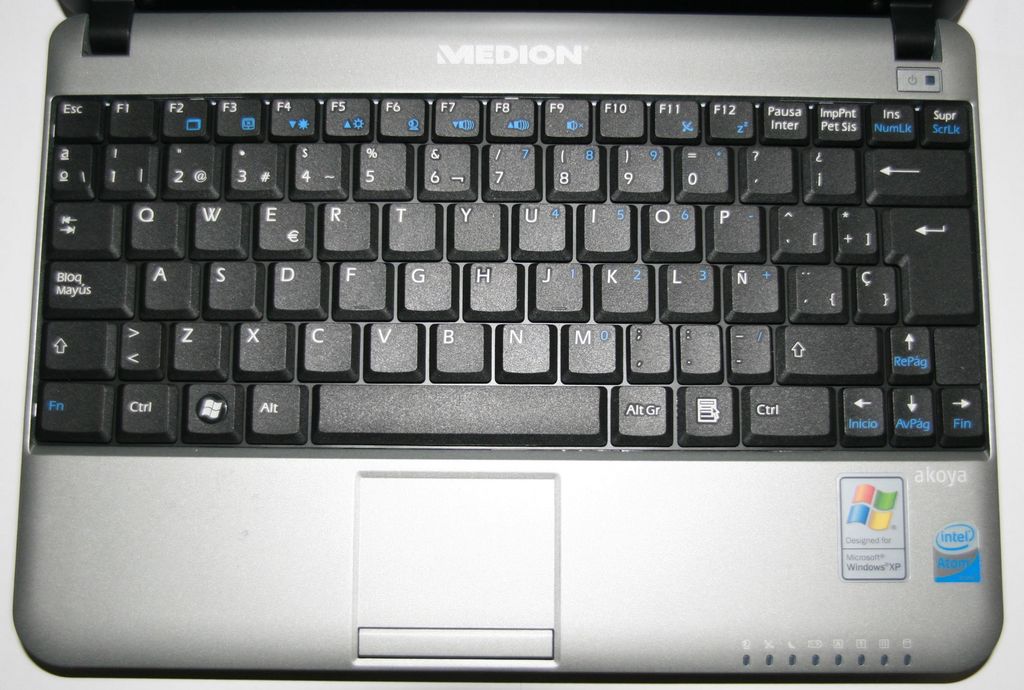 medion-akoya-8