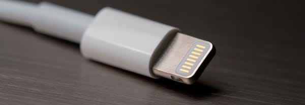 Por qué Apple sigue usando Lightning en los iPhone