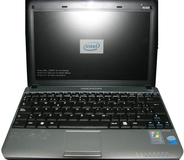 Medion Akoya Mini: el hardware